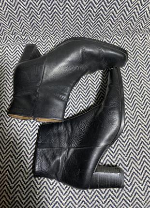 Ботинки на каблуке с квадратным носом. испания . кожа1 фото