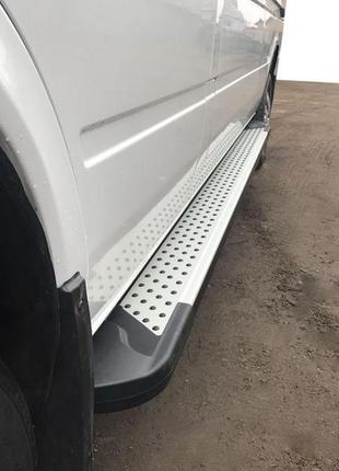 Боковые пороги allmond grey (2 шт., алюм.) средняя база для mercedes sprinter 1995-2006 гг