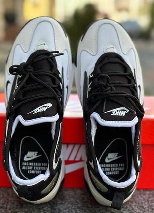 Nike 8