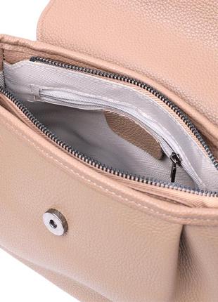 Женская сумка с фактурным клапаном из натуральной кожи vintage 22329 пудровая7 фото