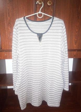 Теплая нарядная туничка оверсайз