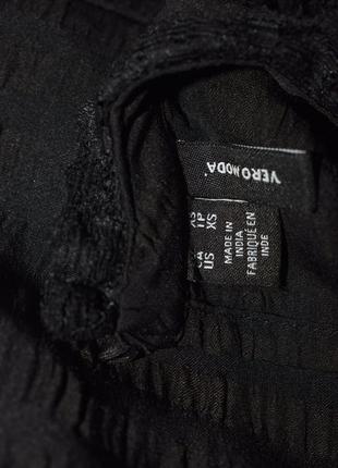 Черное фактурное платье-смок vero moda10 фото