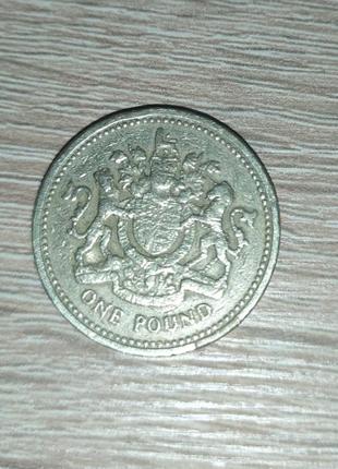 Монета в 1 фунт стерлінгів англії 1983,колєва єлизавета друга !1 фото