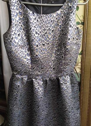 Платье reserved