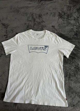 Белоснежная футболка levi's big logo