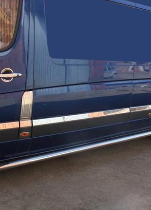 Молдинги на дверь (нерж.) средняя. carmos - турецкая сталь для volkswagen crafter 2006-2017 гг