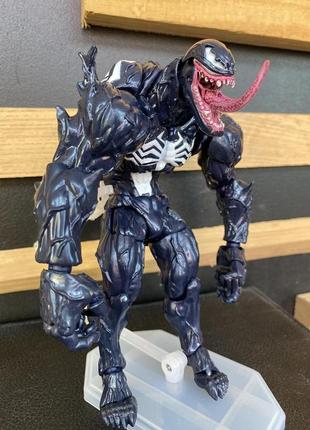 Большая коллекционная статуэтка веном. фигурка-игрушка симбиот venom 18см