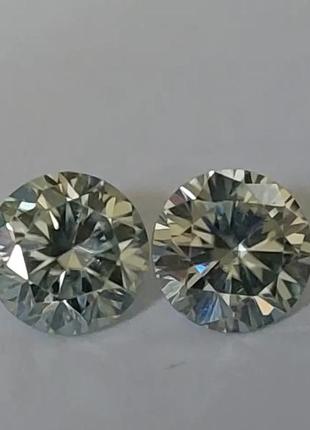 Муассанит пара 1.28 ct 5.60 mm каждый