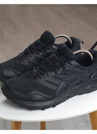 Кроссовки asics