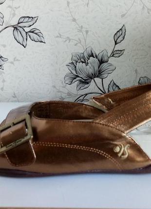 Босоножки trim sole