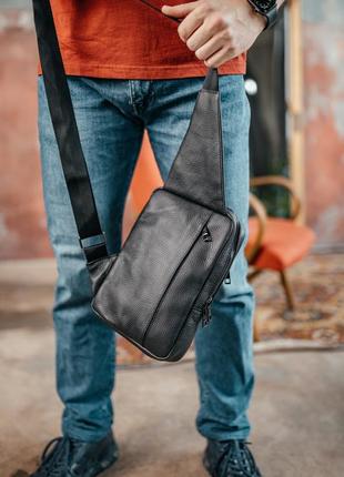 Мужской черный слинг, сумка на грудь из натуральной кожи, кожаная вместительная черная сумка4 фото