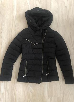 Жіноча демісезонна куртка ( утеплена )