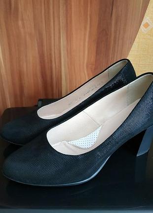 Туфлі човники польща