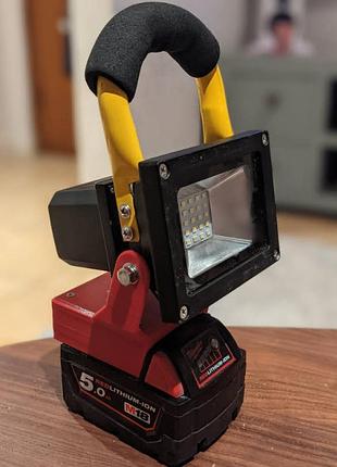 Адаптер на аккумулятор батареи milwaukee m18 6
