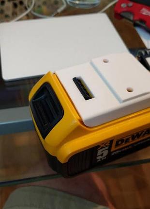 2 в 1 крышка и крепление батарейного отсека dewalt 20v max