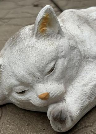Садова фігура кішка спляча 12 см (полімер)2 фото