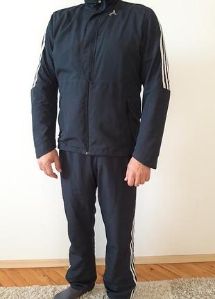 Спортивний костюм