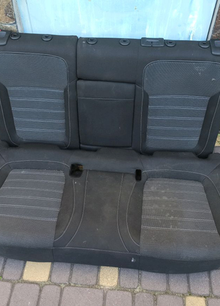 Задній диванчик диван задній opel insignia опель інсігнія