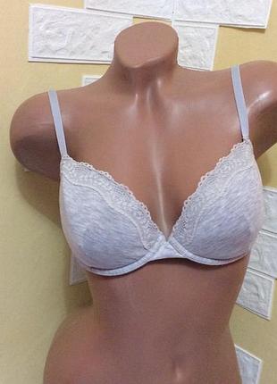 Бюстгальтер р.75с на м'якому поролоні ліф на кісточках