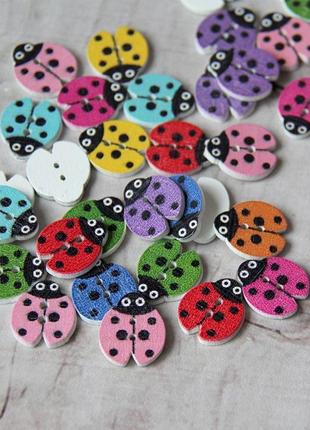 Пуговицы деревянные, божья коровка цветная, 2 штуки