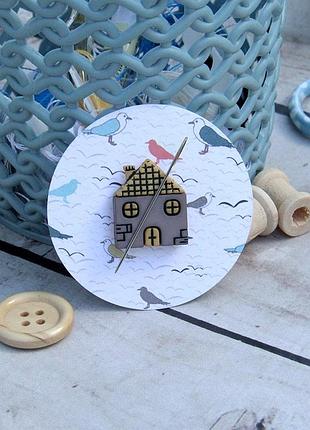 Магнит для игл домик