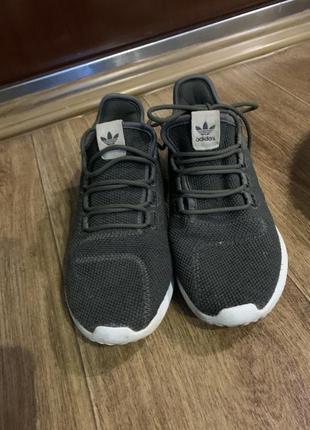 Кроси adidas