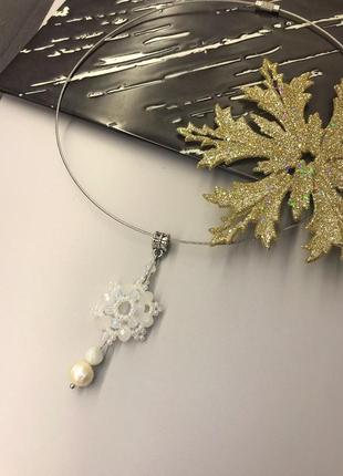 Кулон сніжинка , кришталь, перли, місячний камінь4 фото