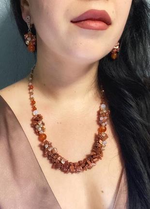 Комплект:намисто-кольє та сережки з авантюрину,сердоліку та кришталю