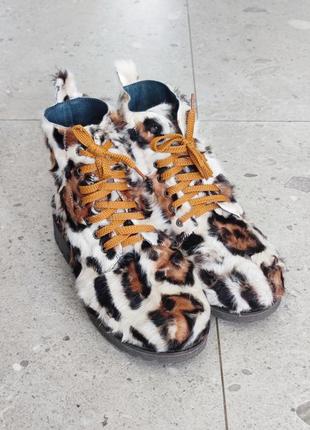 Дизайнерские ботинки леопардовые