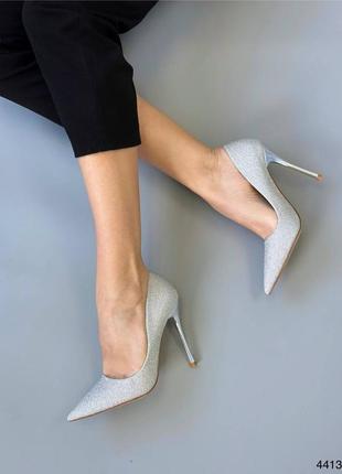 Туфли на шпильке серебро