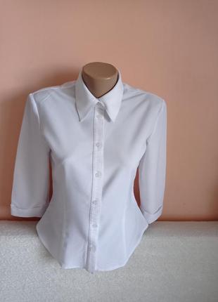 Классная стрейчевая беленькая блузочка или рубашка р.s/m.