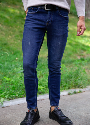 Узкие мужские джинсы