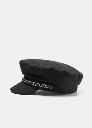 Очень стильные кепи zara, черного цвета. тренд, новая коллекция