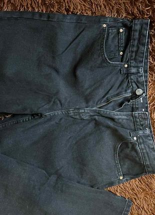 Джинсы черные