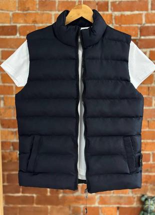 Мужская стеганая жилетка stone island темно синяя демисезонная безрукавка жилет мужской темно синий стон айленд s-xxl