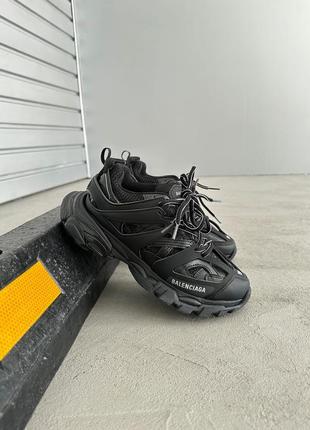 track 3.0 black