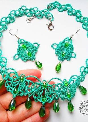 Кружевное колье и серьги фриволите анкарс в мятном цвете. кружевные украшения