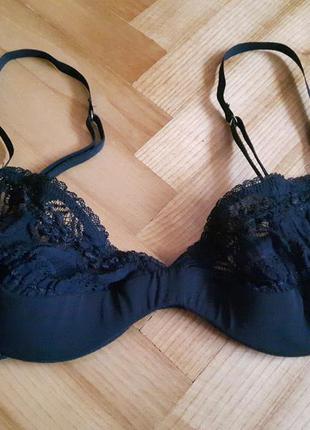 Гипюровый бюстгалтер от victoria's secret! p.-80c