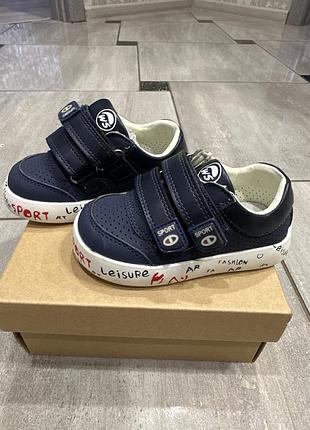 Дитячі кросівки weestep