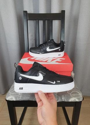 Черно-белые nike air force 1 07 lv8 ultra black white кроссовки женские. кроссы найк аир форс 1 черные с белым