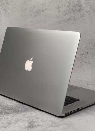 Apple macbook pro retina 15-inch, mid 2015