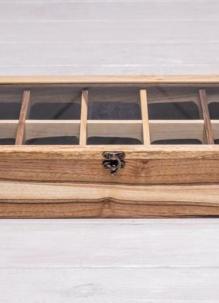 Дерев'яна коробочка органайзер для годинників з комірками подушечками з дерева з гравіюванням лого5 фото