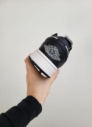 Кроссовки кроссовки кроссовки кроссовки nike air jordan 1 low black white найк джорданы найм эр джордан5 фото