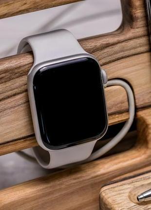 Подставка органайзер для телефона смартфона часов ручек кошелька на стол с гравировкой...