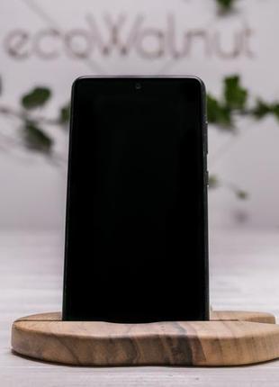 Держатель холдер докстанция подставка аксессуар органайзер для ipad iphone на стол из дерева с лого2 фото