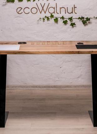 Прямоугольный деревянный офисный стол из дерева с вырезами для гаджетов с металлическими ножками1 фото