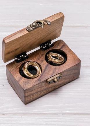 Шкатулка скринька коробочка для каблучок обручок на весілля із дерева з персональним гравіюванням