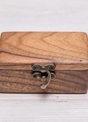 Шкатулка скринька коробочка для каблучок обручок на весілля із дерева з персональним гравіюванням2 фото