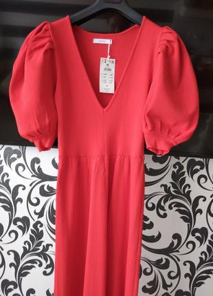 Красное платье бомба эффект, отлично сидит, ткань стрейч, р. м, суперцена!
