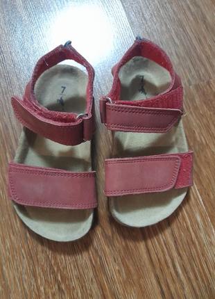 Кожаные детские босоножки сандалии на липучках1 фото
